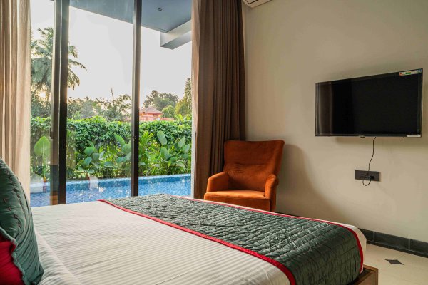 Image Title Goes Here